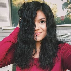 Meet your Posher, Desirea